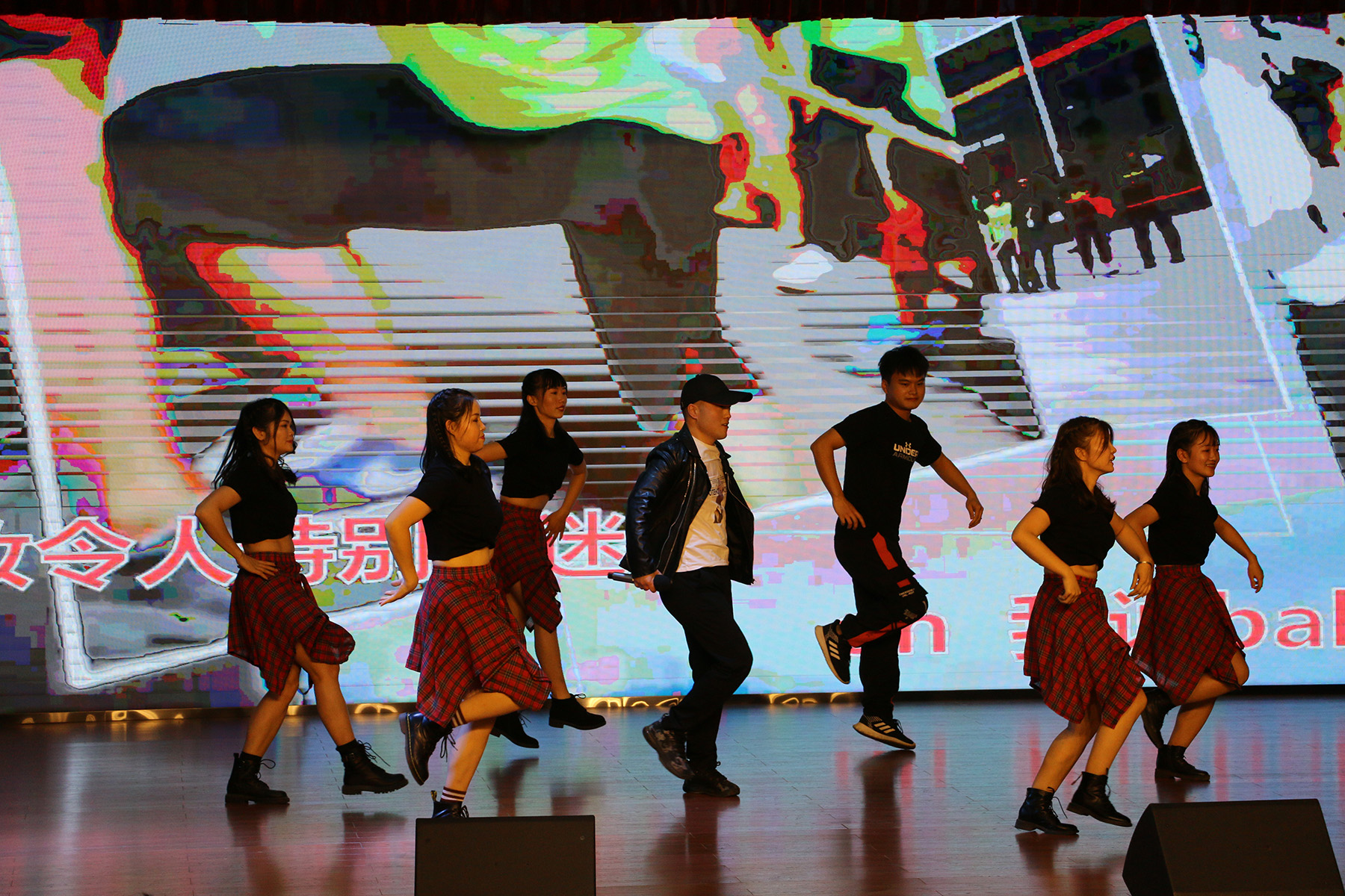 2021年耀世娱乐化学迎新联欢晚会《带你去耀世娱乐》